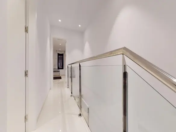 3-bedroom Detached Villa In Benidorm, Spain (145 M²)