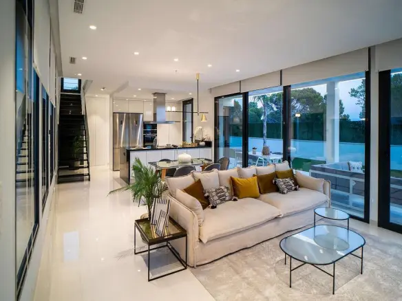 3-bedroom Detached Villa In Benidorm, Spain (145 M²)