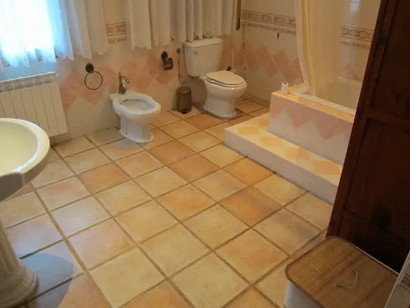 6-bedroom Detached Villa In Yecla, Spain (501 M²)