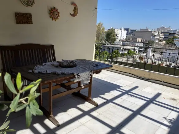 4-bedroom Maisonette In Moschato, Greece (174 M²)