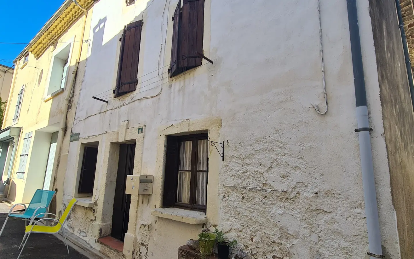 4-bedroom House In Autignac, France (70 M²)