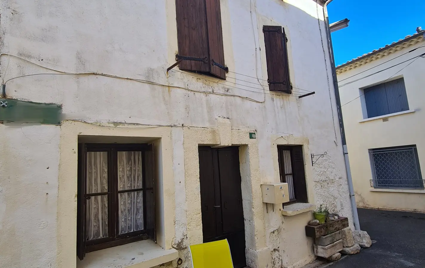 4-bedroom House In Autignac, France (70 M²)