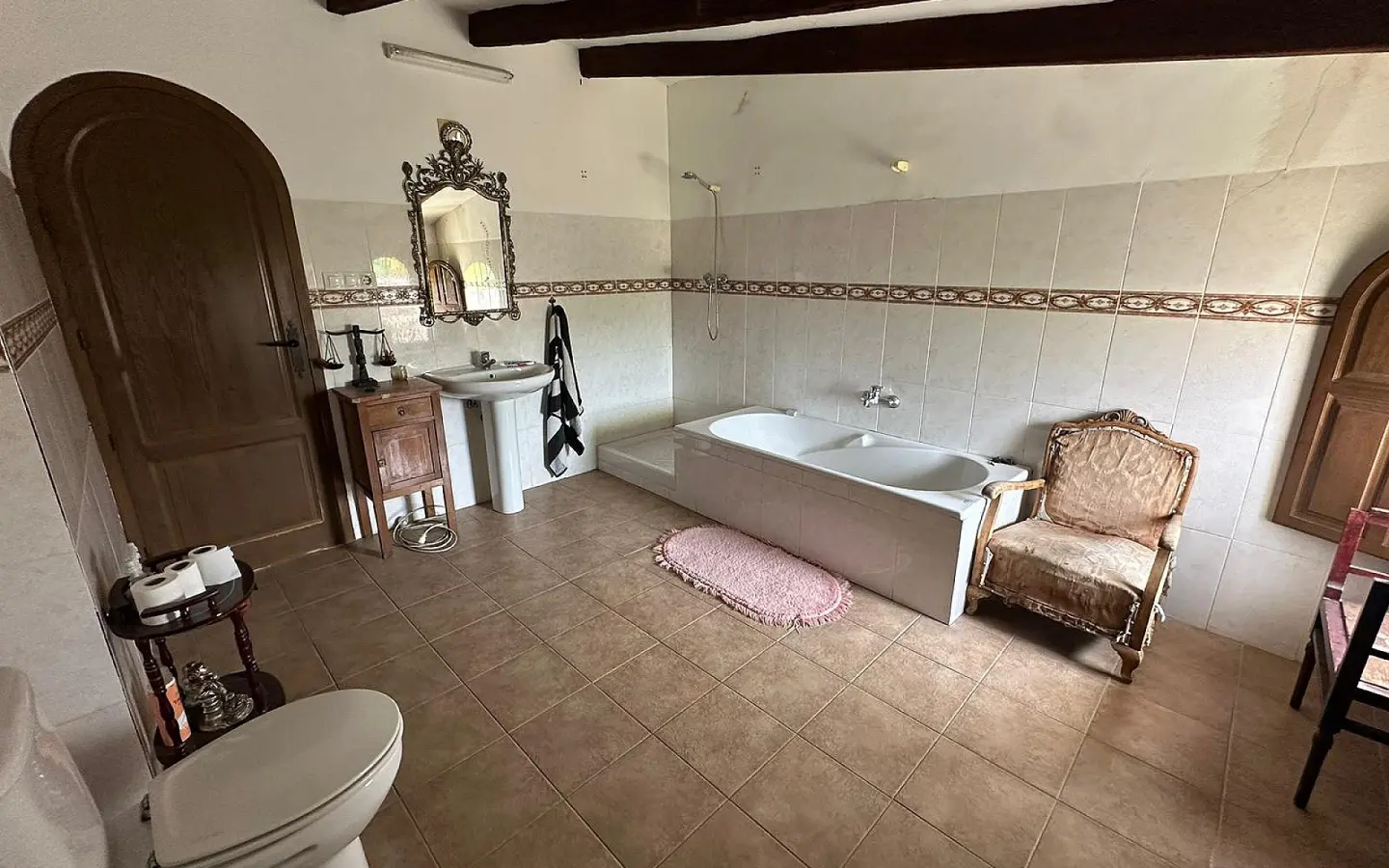 9-bedroom Country House In Novelda, Spain (414 M²)