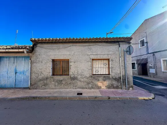 3-bedroom Townhouse In Pinoso, Spain (190 M²)