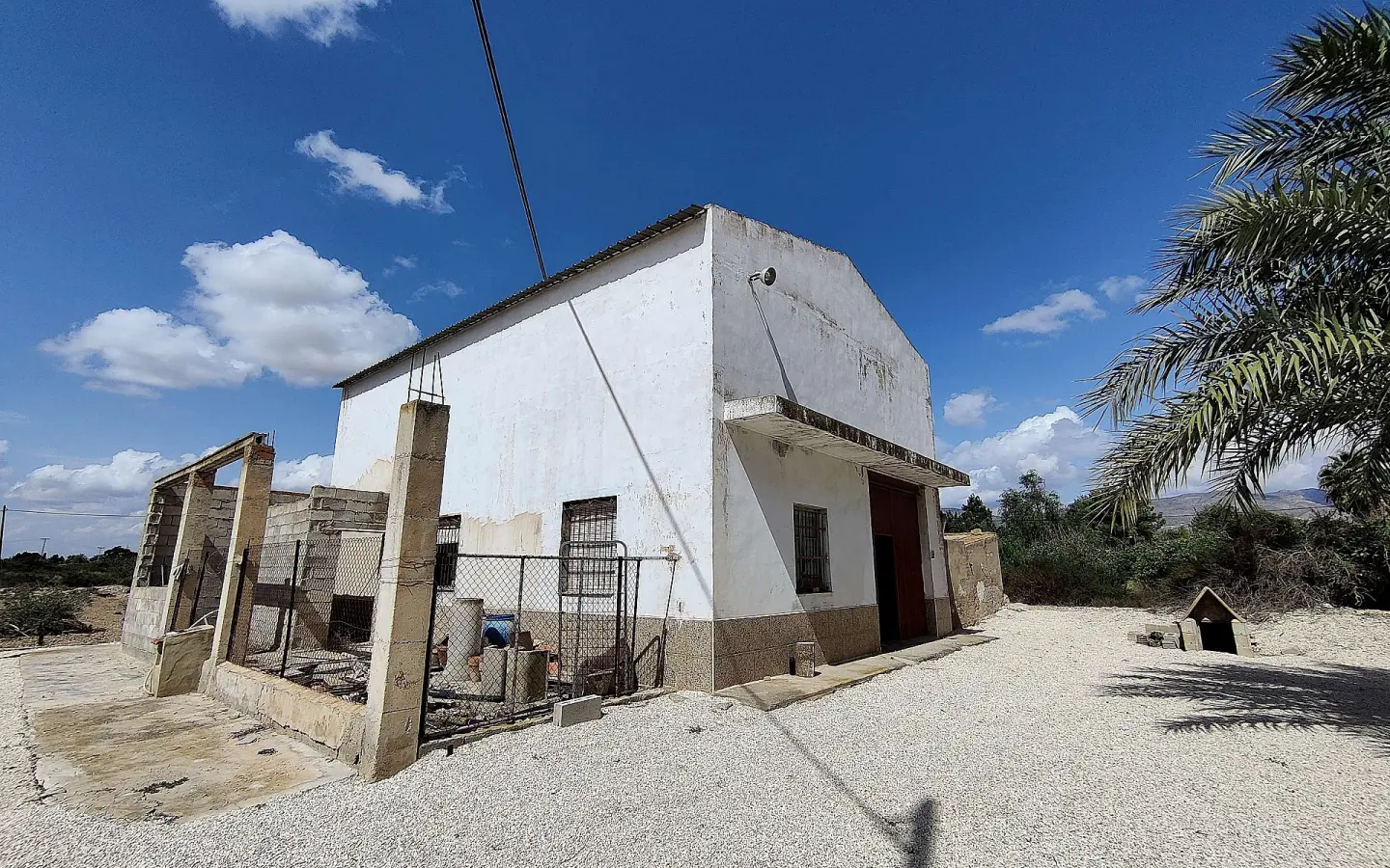 3-bedroom Detached Villa In Crevillente, Spain (250 M²)