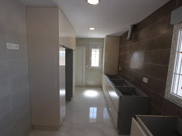4-bedroom Detached Villa In Pinoso, Spain (195 M²)