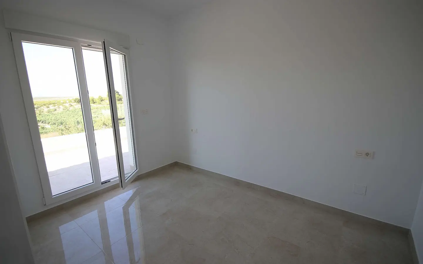 4-bedroom Detached Villa In Pinoso, Spain (220 M²)