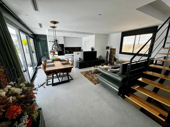 3-bedroom Detached Villa In Algorfa, Spain (197 M²)