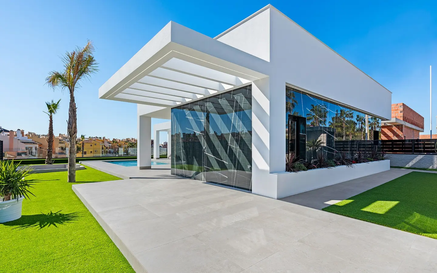 3-bedroom Detached Villa In Algorfa, Spain (122 M²)