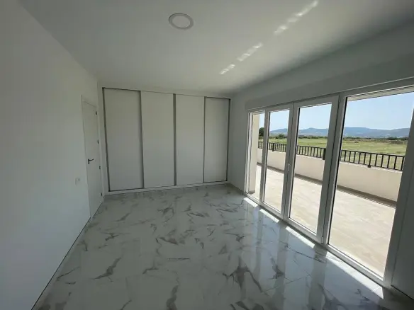 4-bedroom Detached Villa In Pinoso, Spain (225 M²)