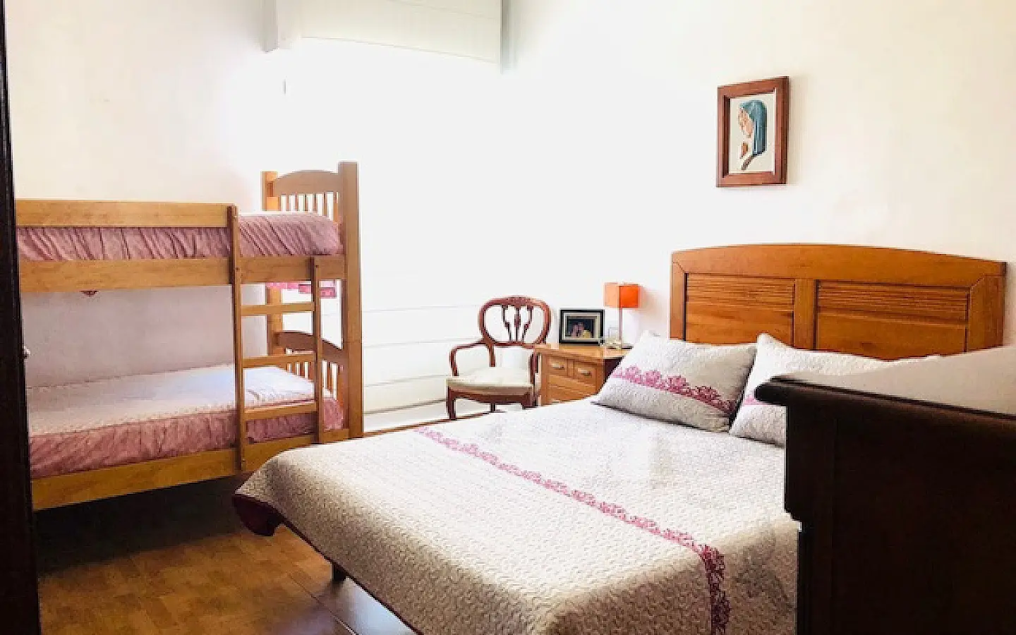 4-bedroom Country House In Yecla, Spain (145 M²)