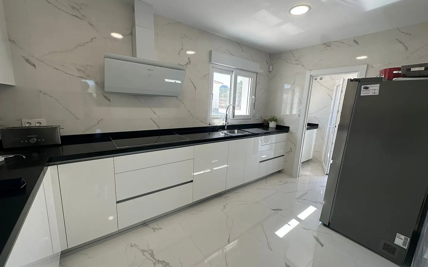 4-bedroom Detached Villa In Pinoso, Spain (180 M²)