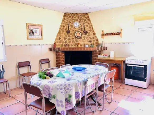 4-bedroom Country House In Yecla, Spain (145 M²)