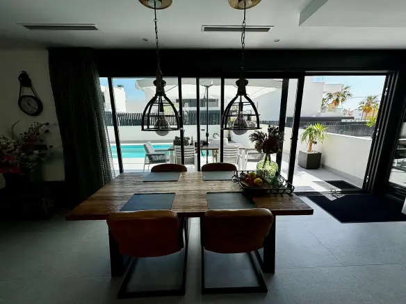3-bedroom Detached Villa In Algorfa, Spain (197 M²)