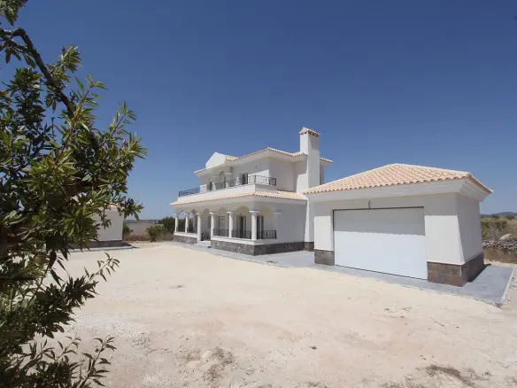 4-bedroom Detached Villa In Pinoso, Spain (195 M²)
