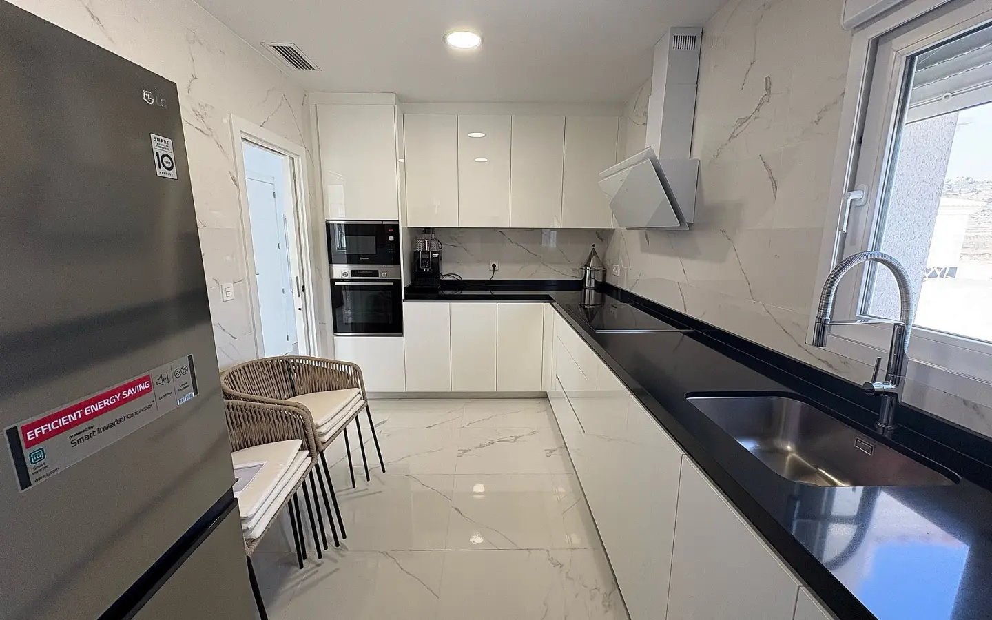 4-bedroom Detached Villa In Pinoso, Spain (180 M²)