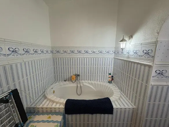 7-bedroom Country House In Cañada Del Trigo, Spain (400 M²)