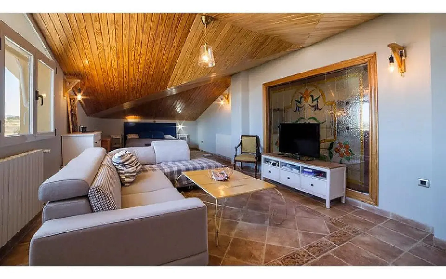 6-bedroom Detached Villa In Yecla, Spain (714 M²)