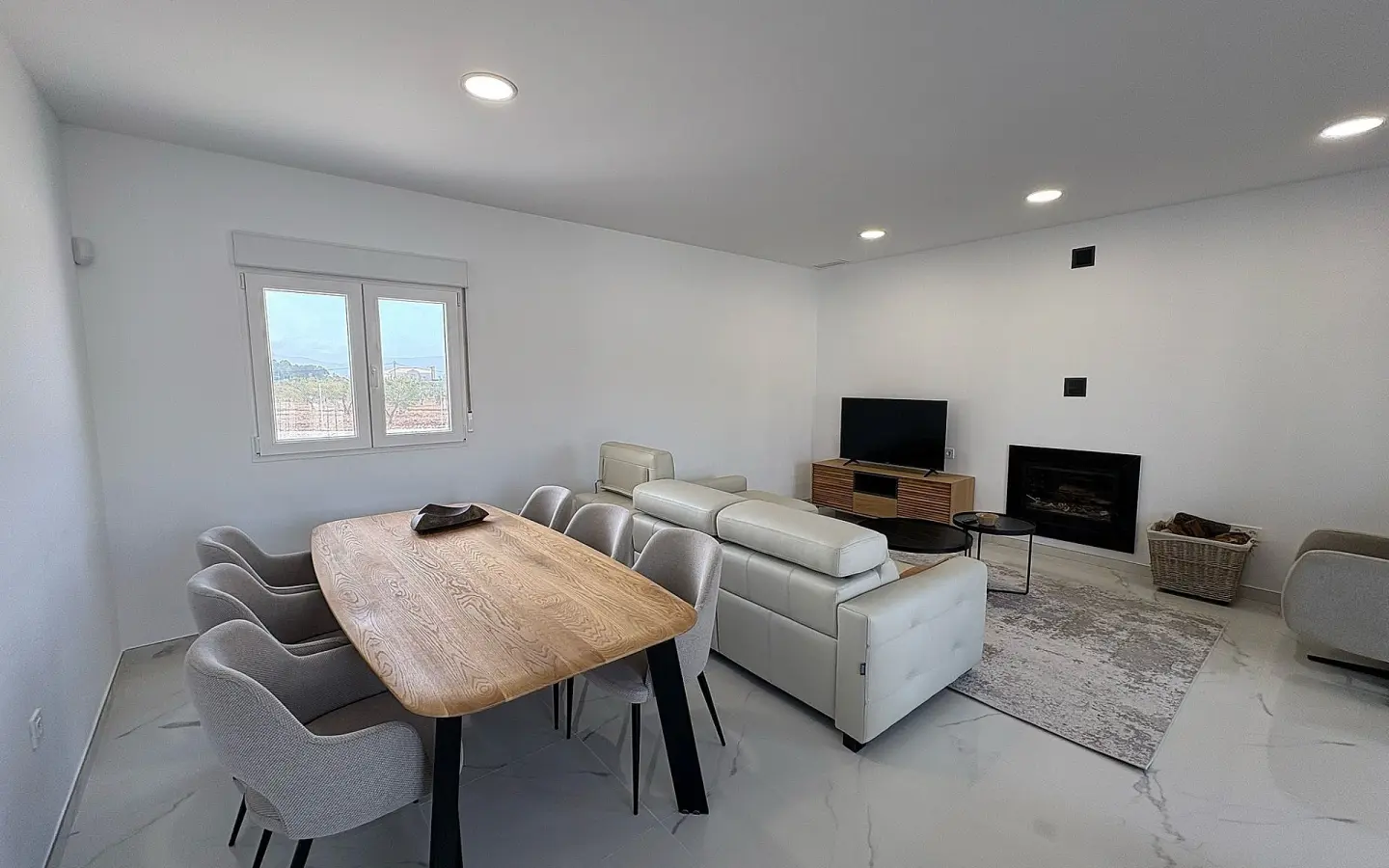 4-bedroom Detached Villa In Pinoso, Spain (180 M²)