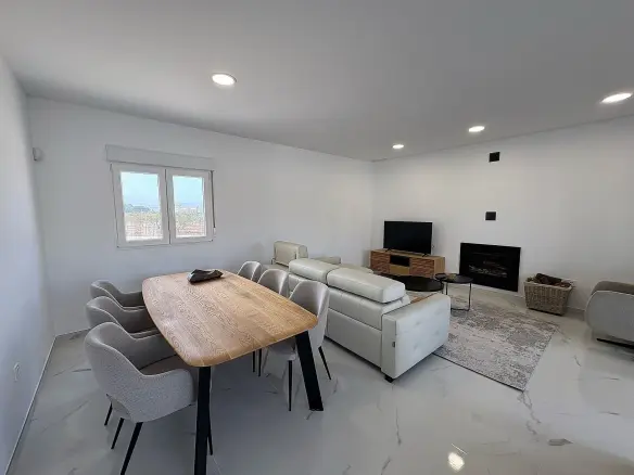 4-bedroom Detached Villa In Pinoso, Spain (180 M²)