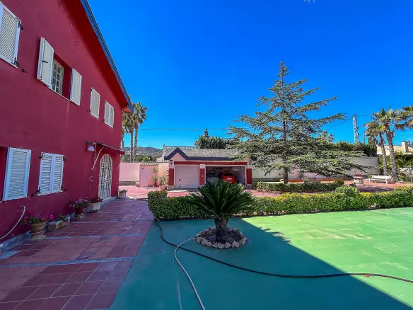 6-bedroom Detached Villa In Monovar, Spain (500 M²)