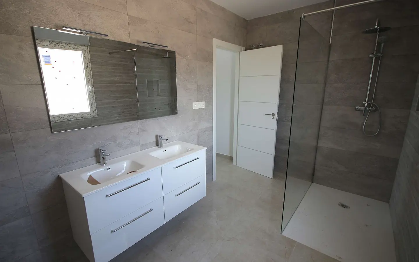 4-bedroom Detached Villa In Pinoso, Spain (220 M²)