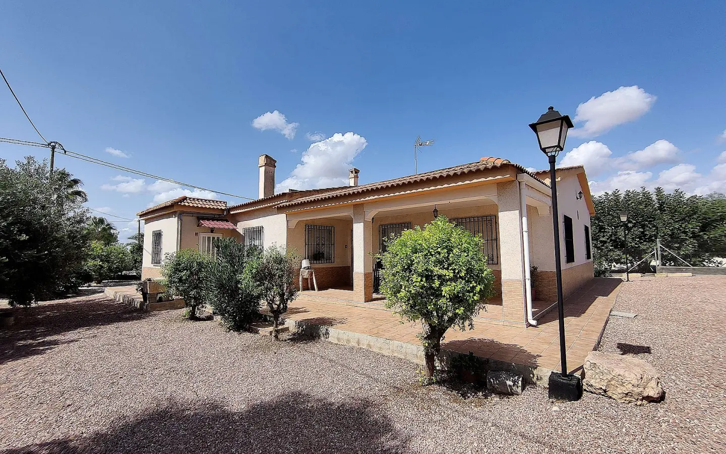 3-bedroom Detached Villa In Crevillente, Spain (250 M²)