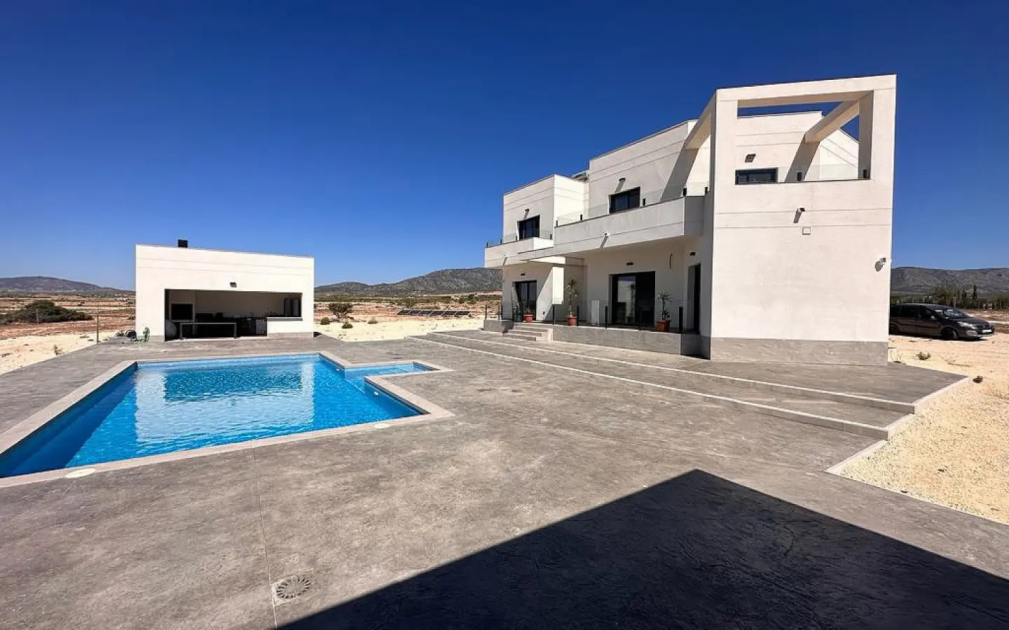 4-bedroom Detached Villa In Pinoso, Spain (180 M²)