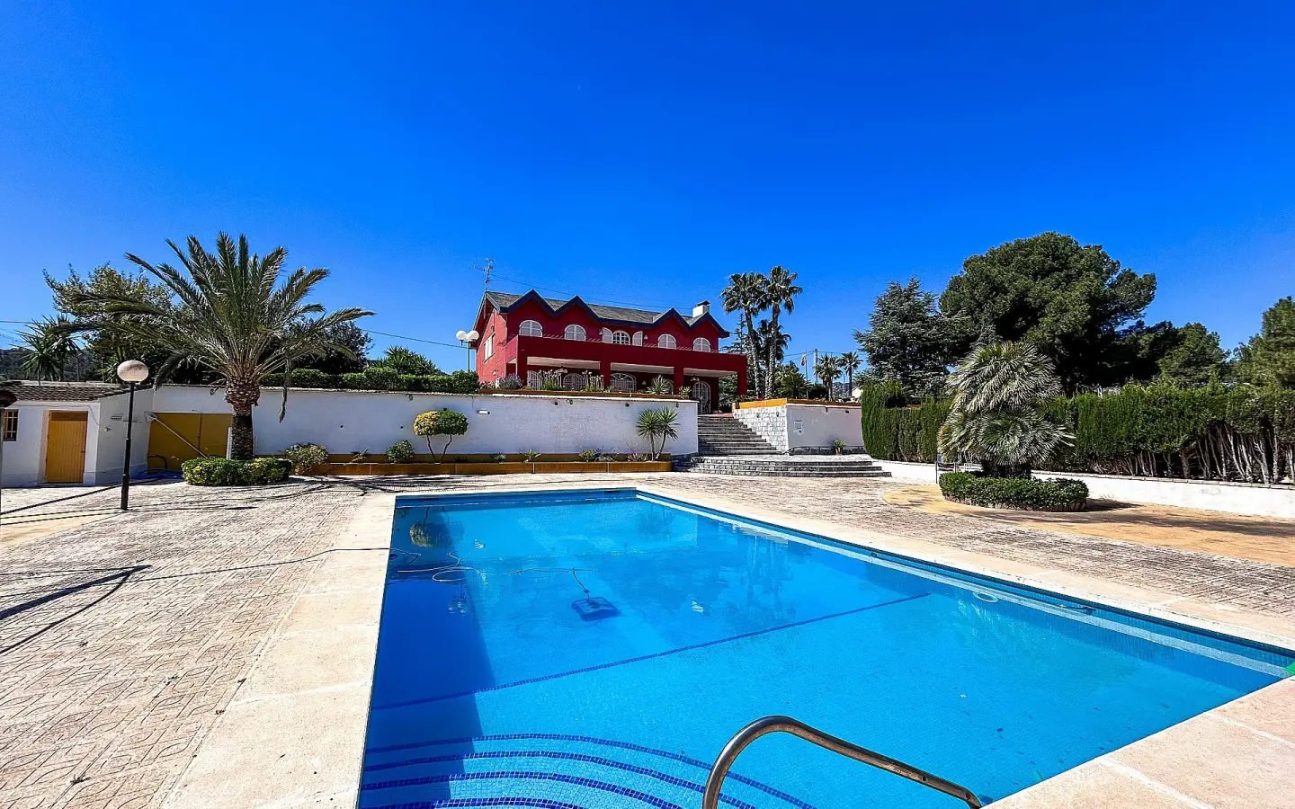6-bedroom Detached Villa In Monovar, Spain (500 M²)