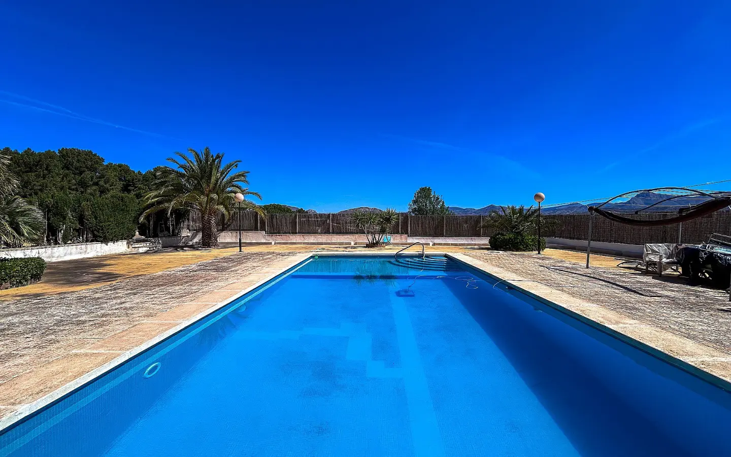 6-bedroom Detached Villa In Monovar, Spain (500 M²)