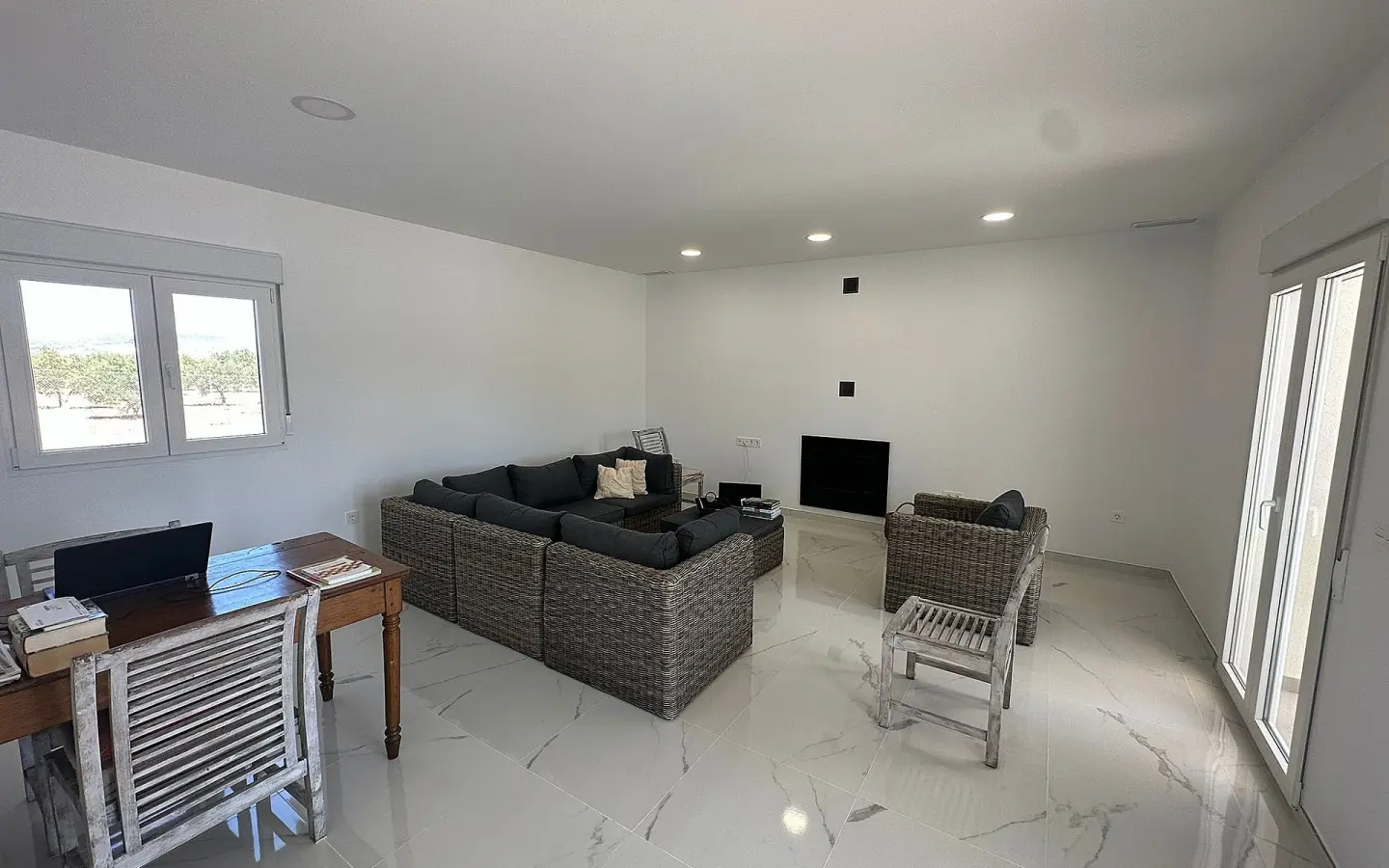 4-bedroom Detached Villa In Pinoso, Spain (180 M²)