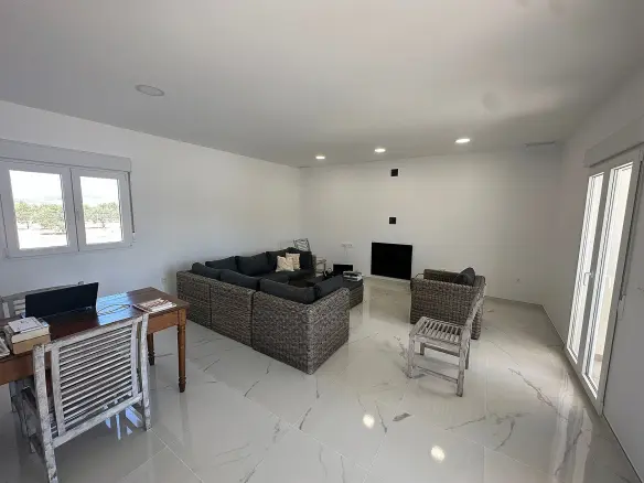 4-bedroom Detached Villa In Pinoso, Spain (180 M²)