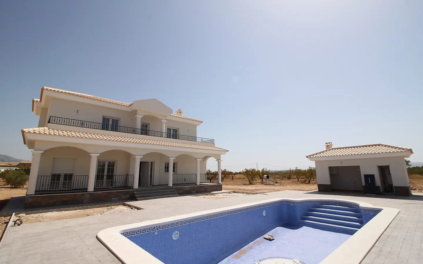 4-bedroom Detached Villa In Pinoso, Spain (195 M²)