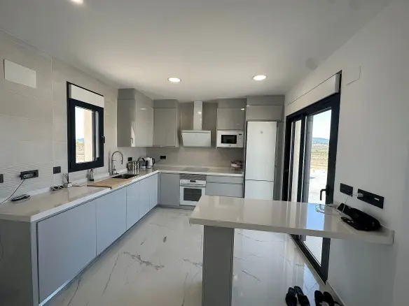 4-bedroom Detached Villa In Pinoso, Spain (165 M²)