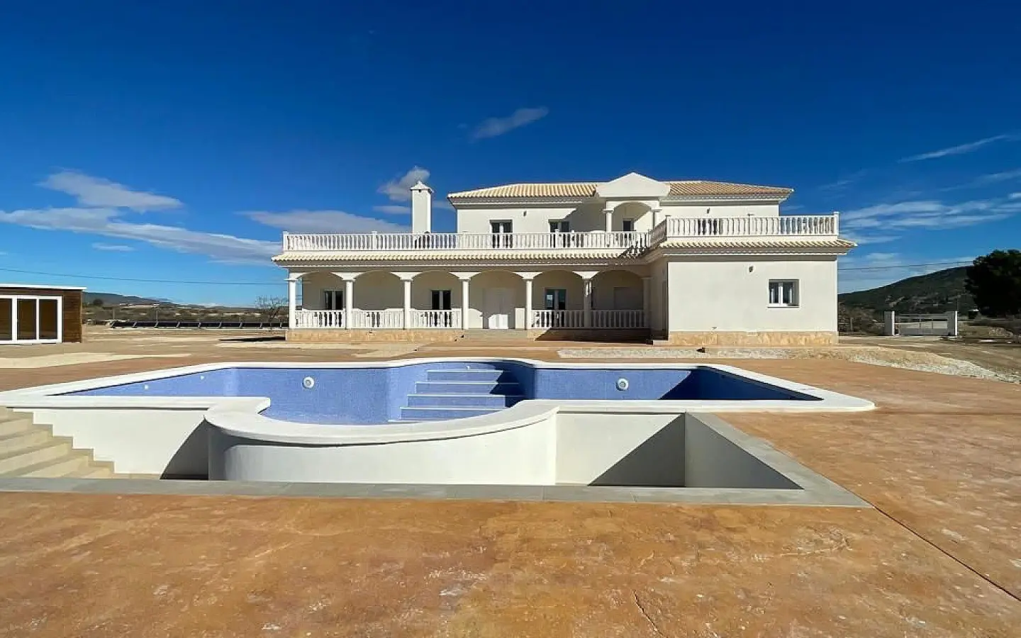 6-bedroom Detached Villa In Pinoso, Spain (270 M²)