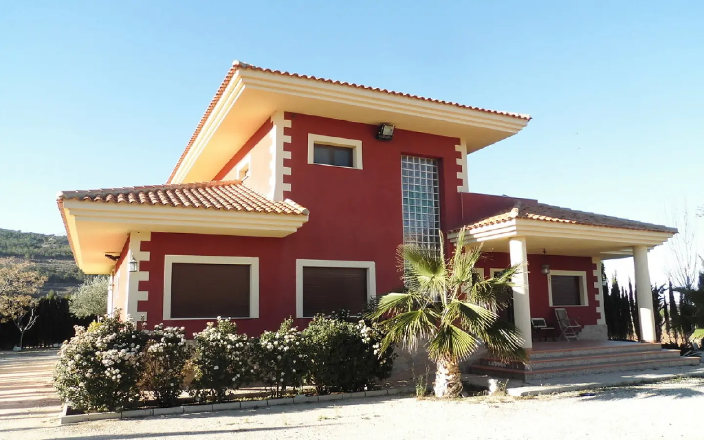 3-bedroom Detached Villa In Pinoso, Spain (211 M²)
