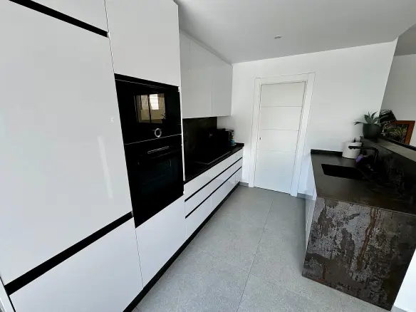 3-bedroom Detached Villa In Algorfa, Spain (197 M²)