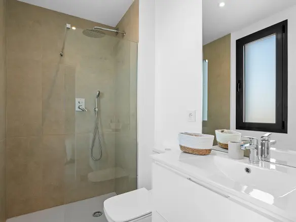 2-bedroom Apartment In Mar De Cristal, Spain (107 M²)