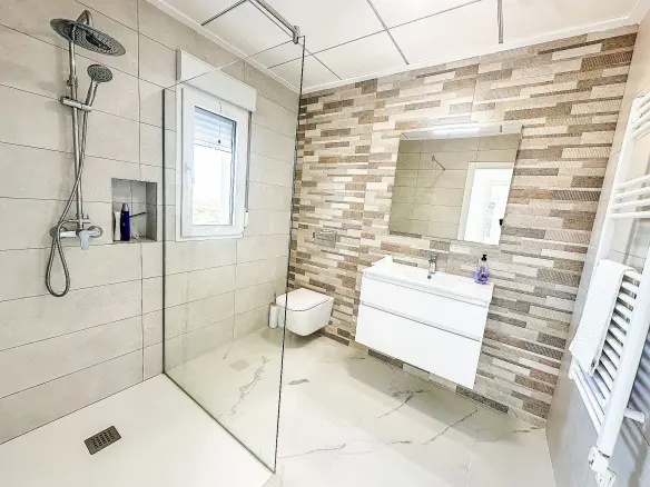 4-bedroom Detached Villa In Pinoso, Spain (180 M²)