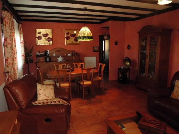 3-bedroom Detached Villa In Pinoso, Spain (211 M²)