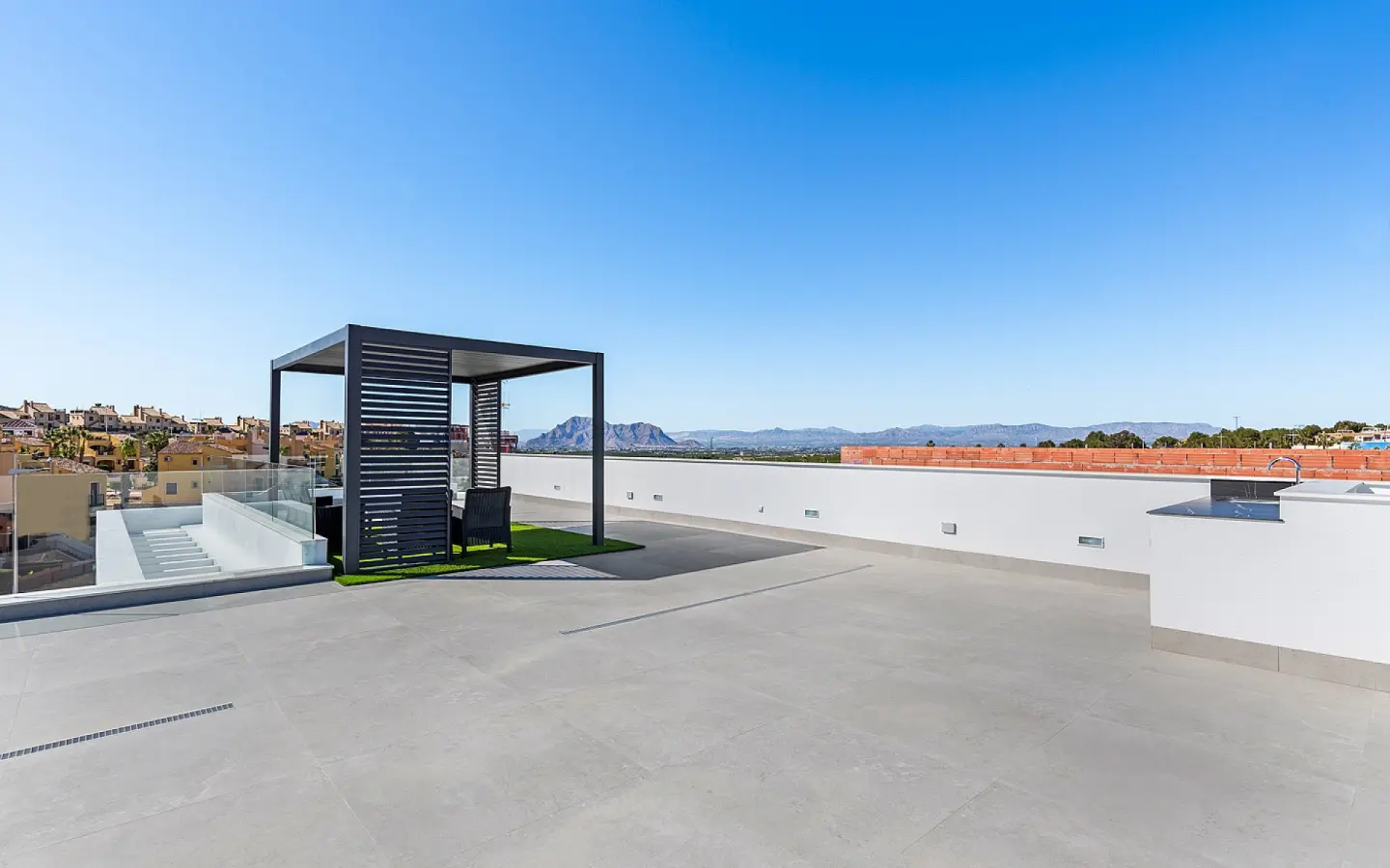 3-bedroom Detached Villa In Algorfa, Spain (122 M²)