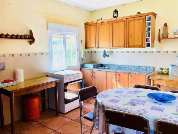 4-bedroom Country House In Yecla, Spain (145 M²)