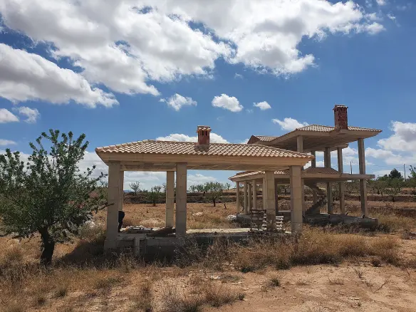 4-bedroom Detached Villa In Pinoso, Spain (212 M²)