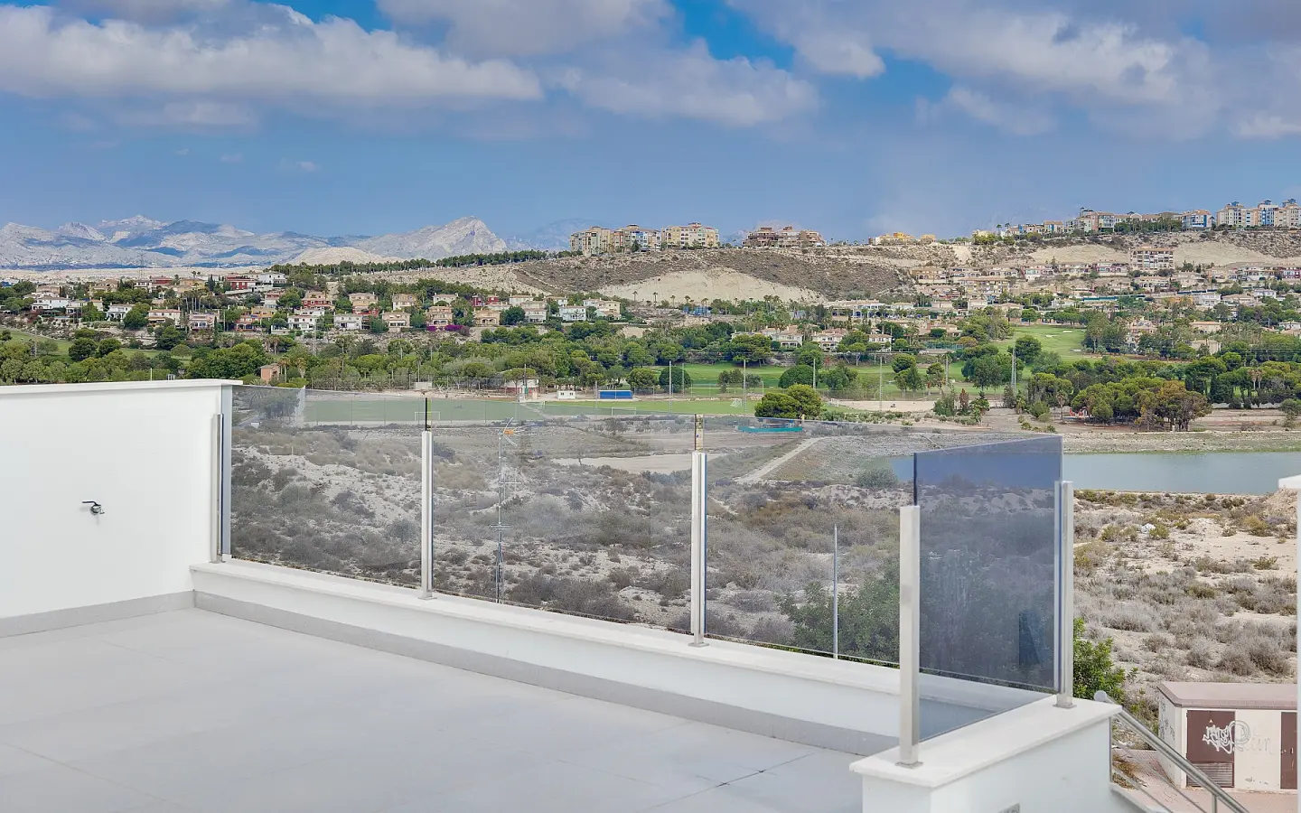 3-bedroom Detached Villa In Mutxamel, Spain (118 M²)