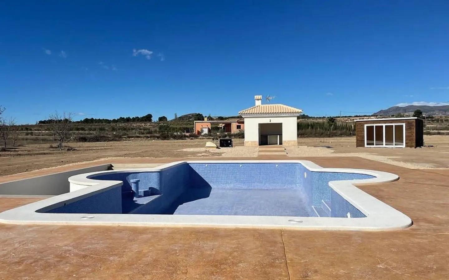 6-bedroom Detached Villa In Pinoso, Spain (270 M²)