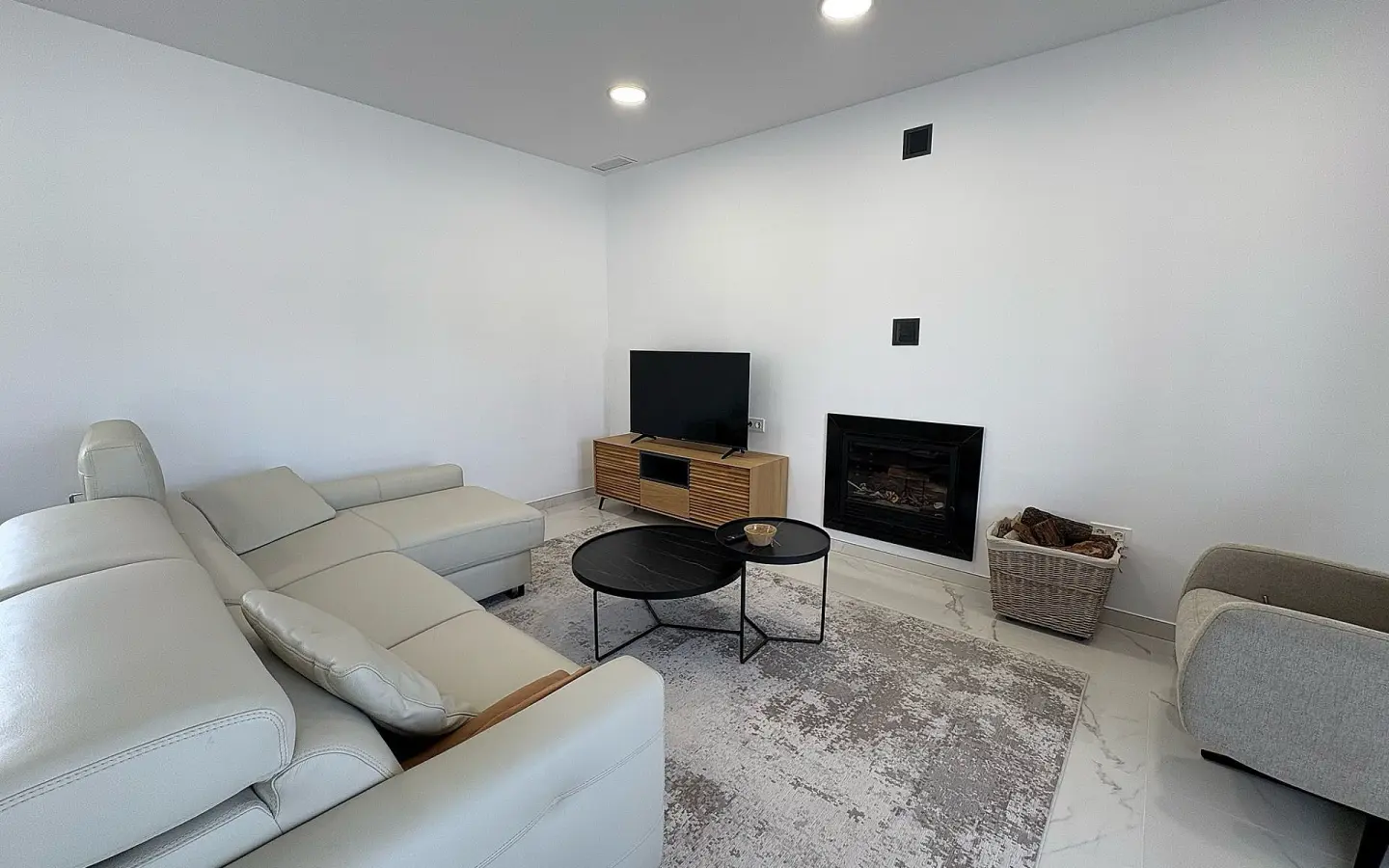 4-bedroom Detached Villa In Pinoso, Spain (180 M²)