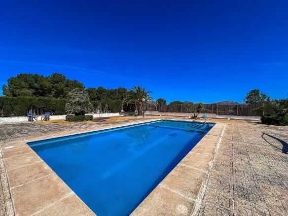 6-bedroom Detached Villa In Monovar, Spain (500 M²)