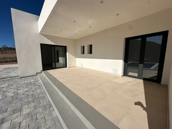 3-bedroom Detached Villa In El Cantón, Spain (190 M²)