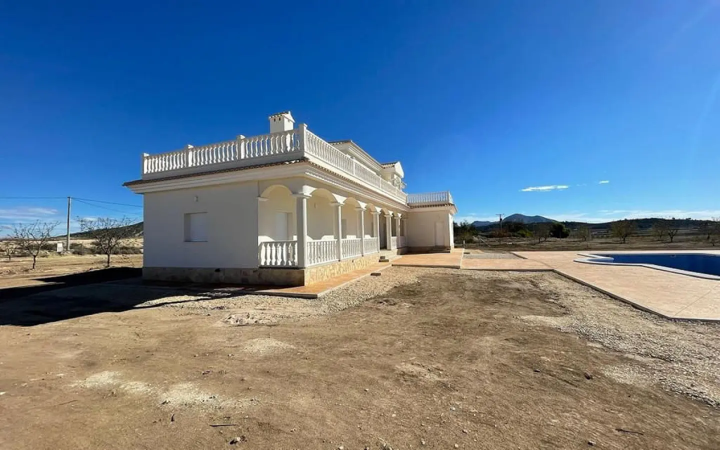 6-bedroom Detached Villa In Pinoso, Spain (270 M²)