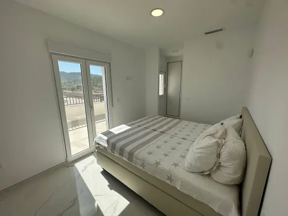 4-bedroom Detached Villa In Pinoso, Spain (180 M²)